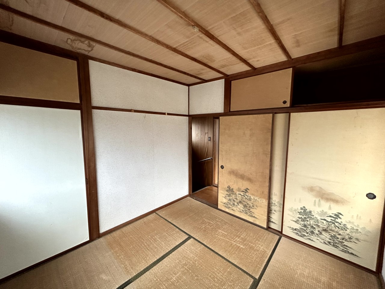 【２F和室】※現況販売となります。（2026年2月撮影）物入付きの2階和室♪