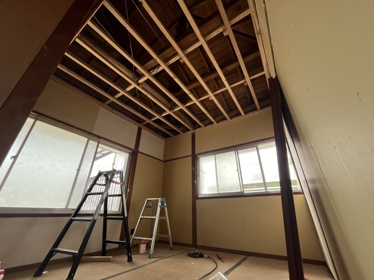 【2F和室】陽当りが良く居心地の良い空間です♪（２０２６年４月撮影）※リフォーム中の写真です