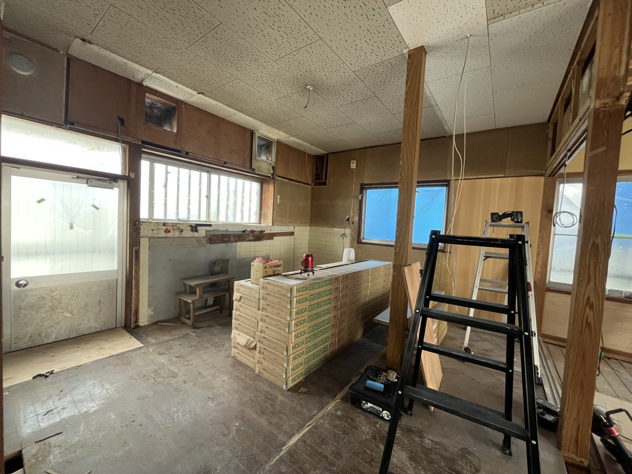 【キッチン】※リフォーム中の写真です。（2026年4月撮影）
