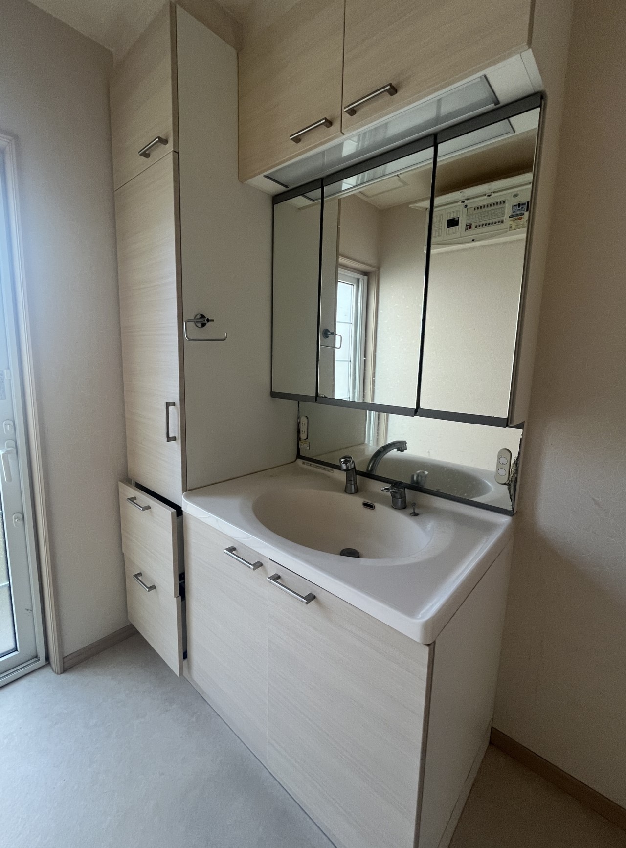 【洗面台】※現況販売となります。（２０２６年３月撮影）