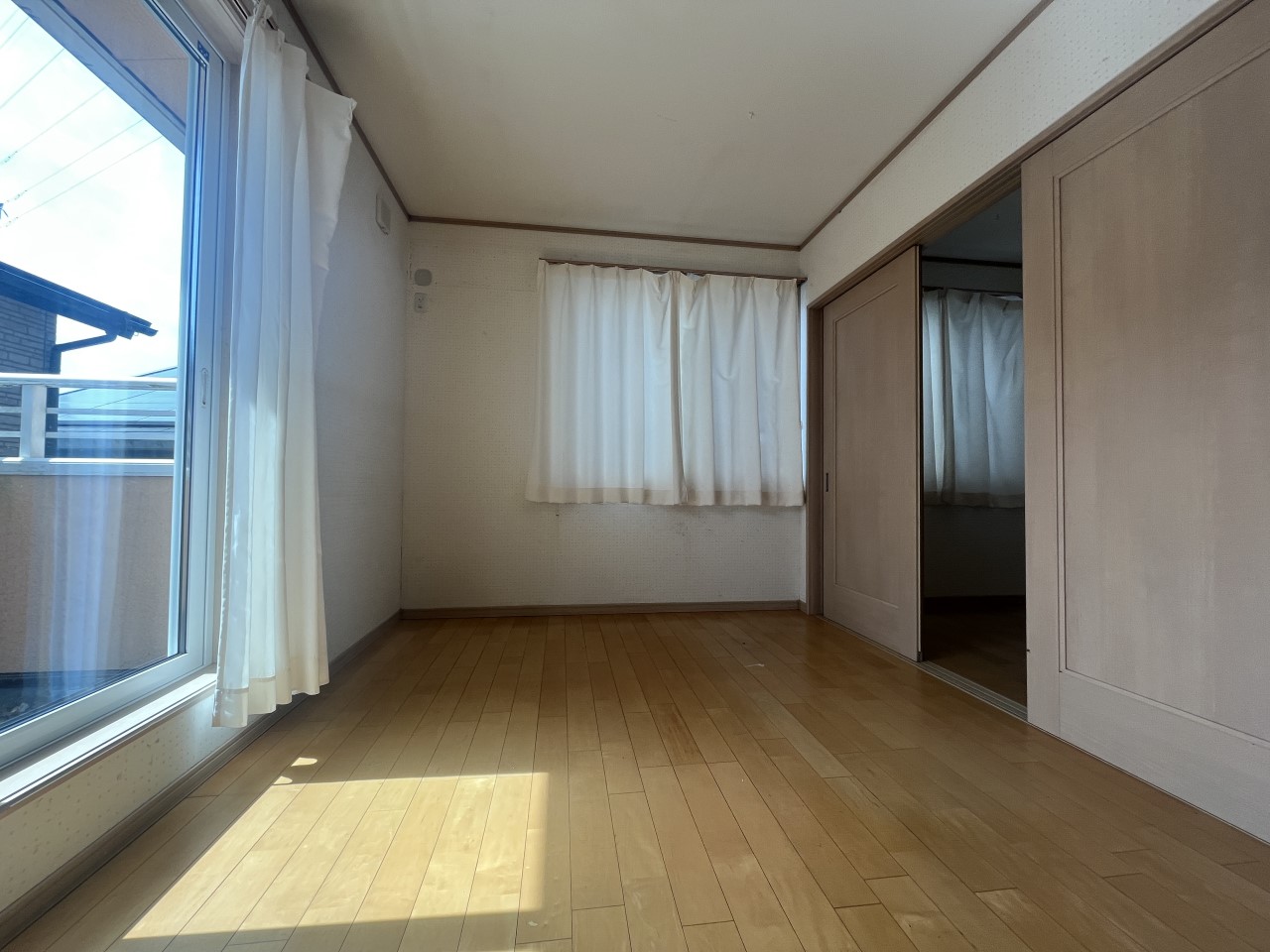 【２F北西洋室】※現況販売となります。（２０２６年３月撮影）