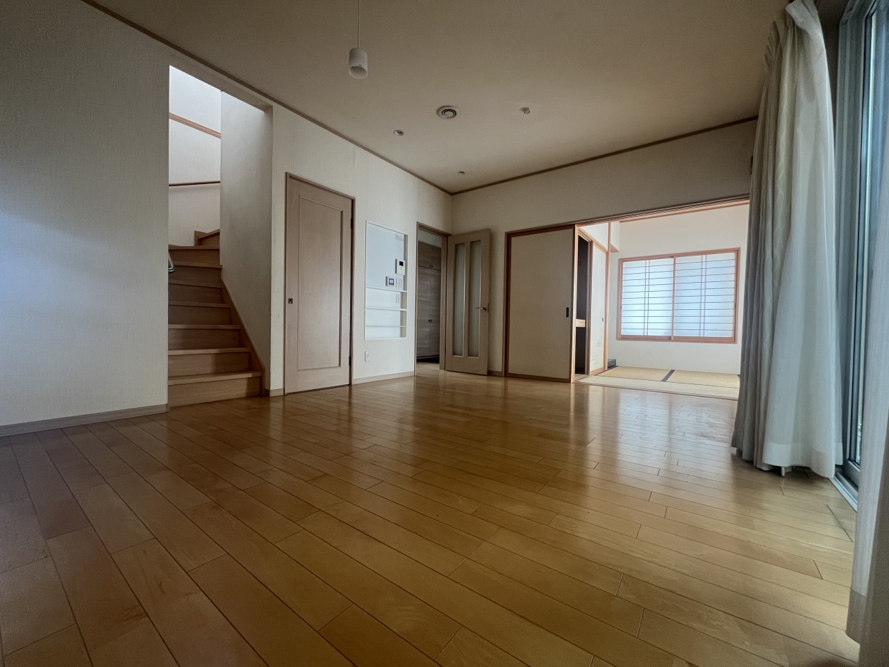 【リビング】※現況販売となります。（２０２６年３月撮影）