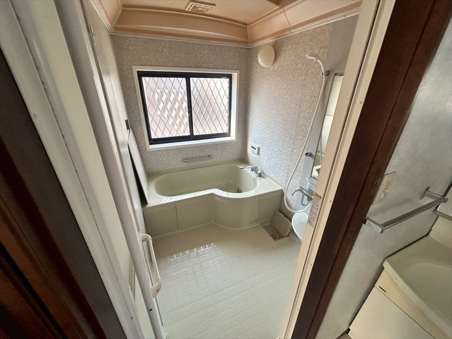 【浴室】※現況販売となります（2026.4月撮影）広いバスルーム♪