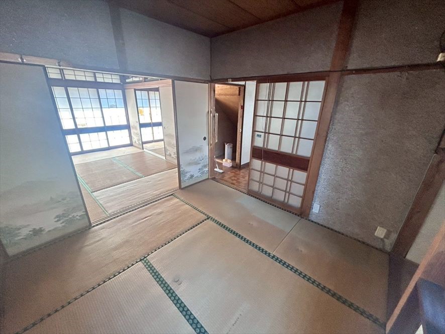 【１F和室】※現況販売となります。（２０２６年４月撮影）続き間の開放感のある和室♪