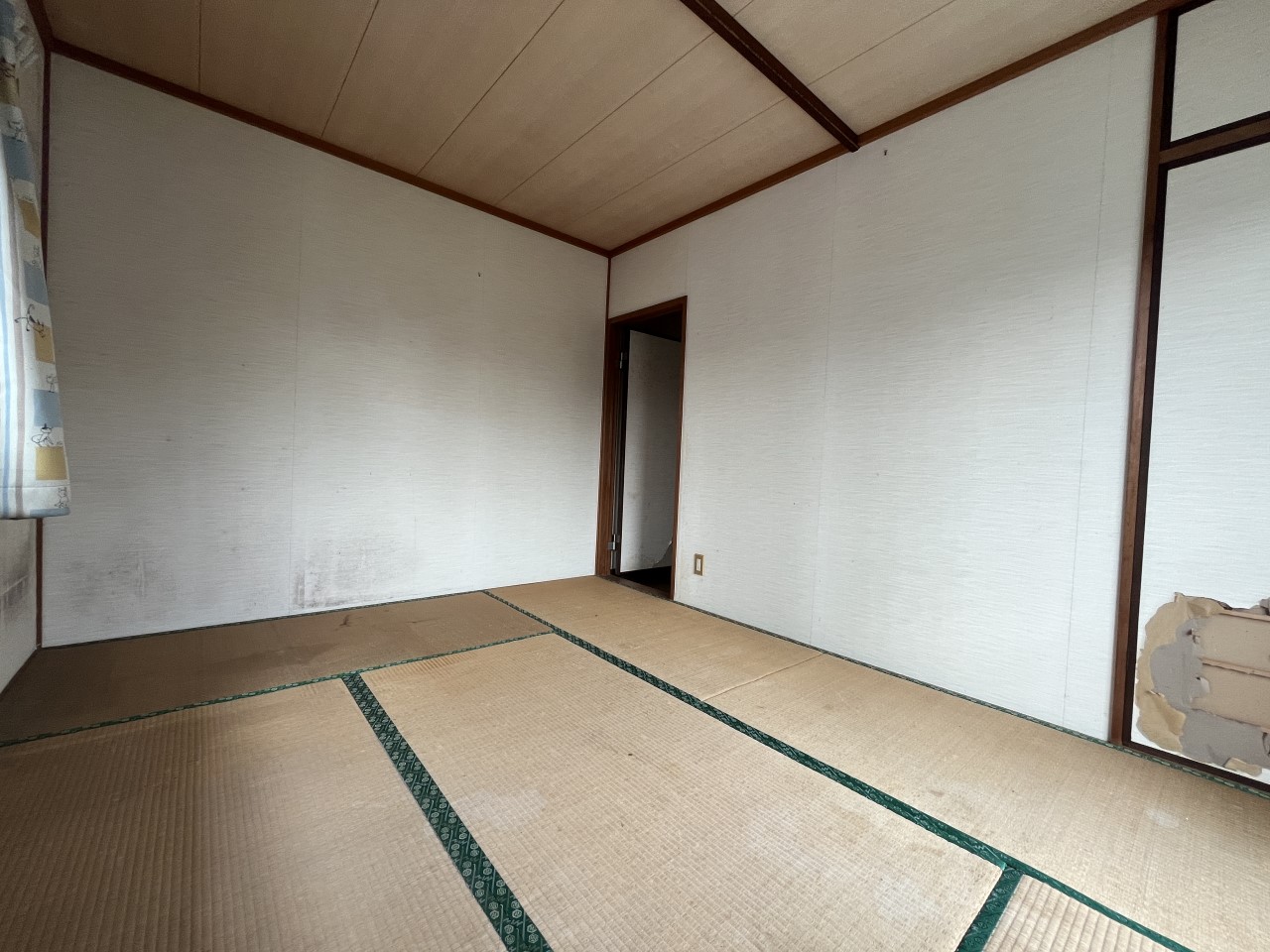 【２Ｆ和室】※現況販売となります（２０２６年５月撮影）畳の上でゆったり寛げます♪