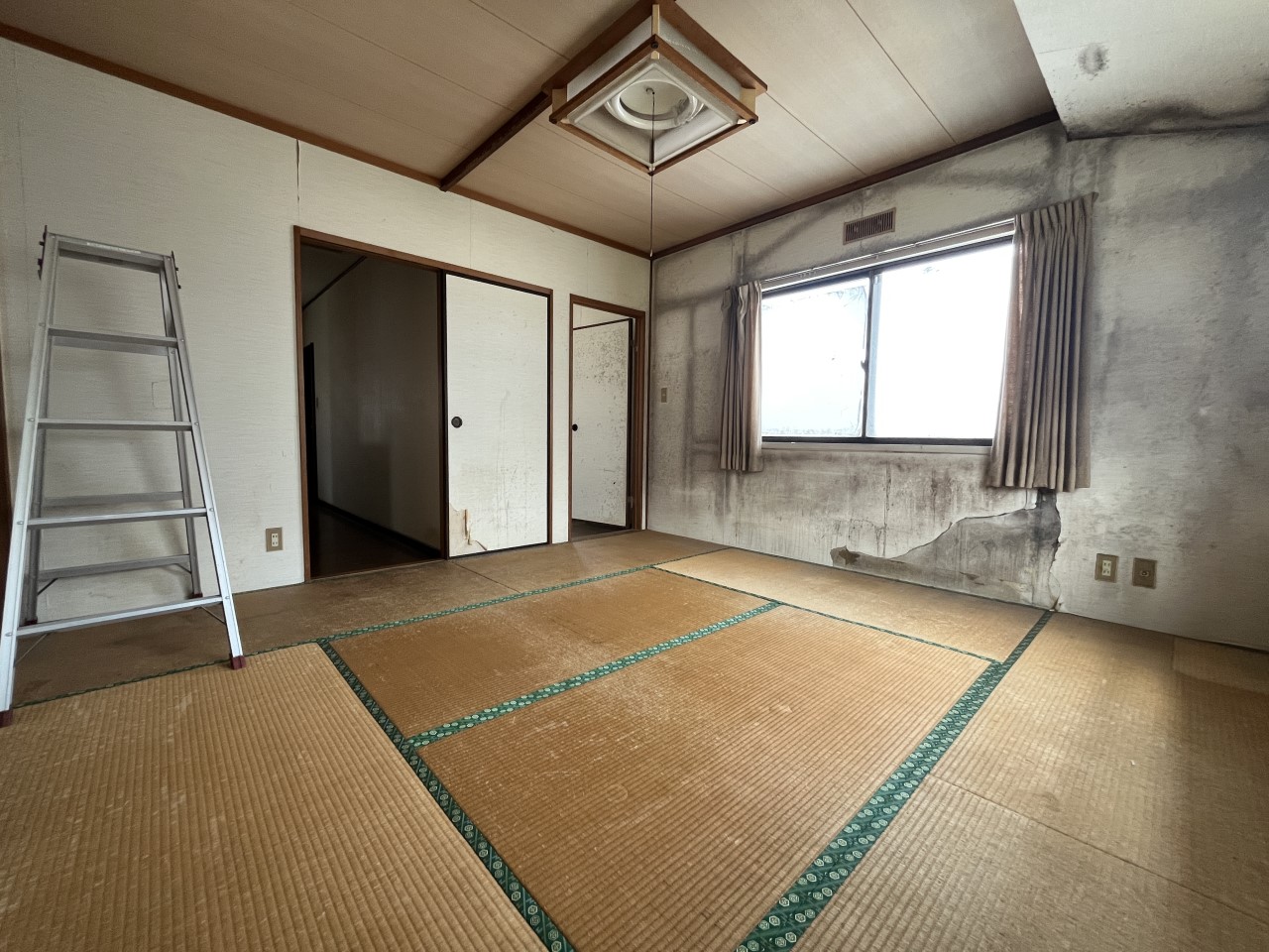 【２Ｆ和室】※現況販売となります（２０２６年５月撮影）8帖の広い和室♪