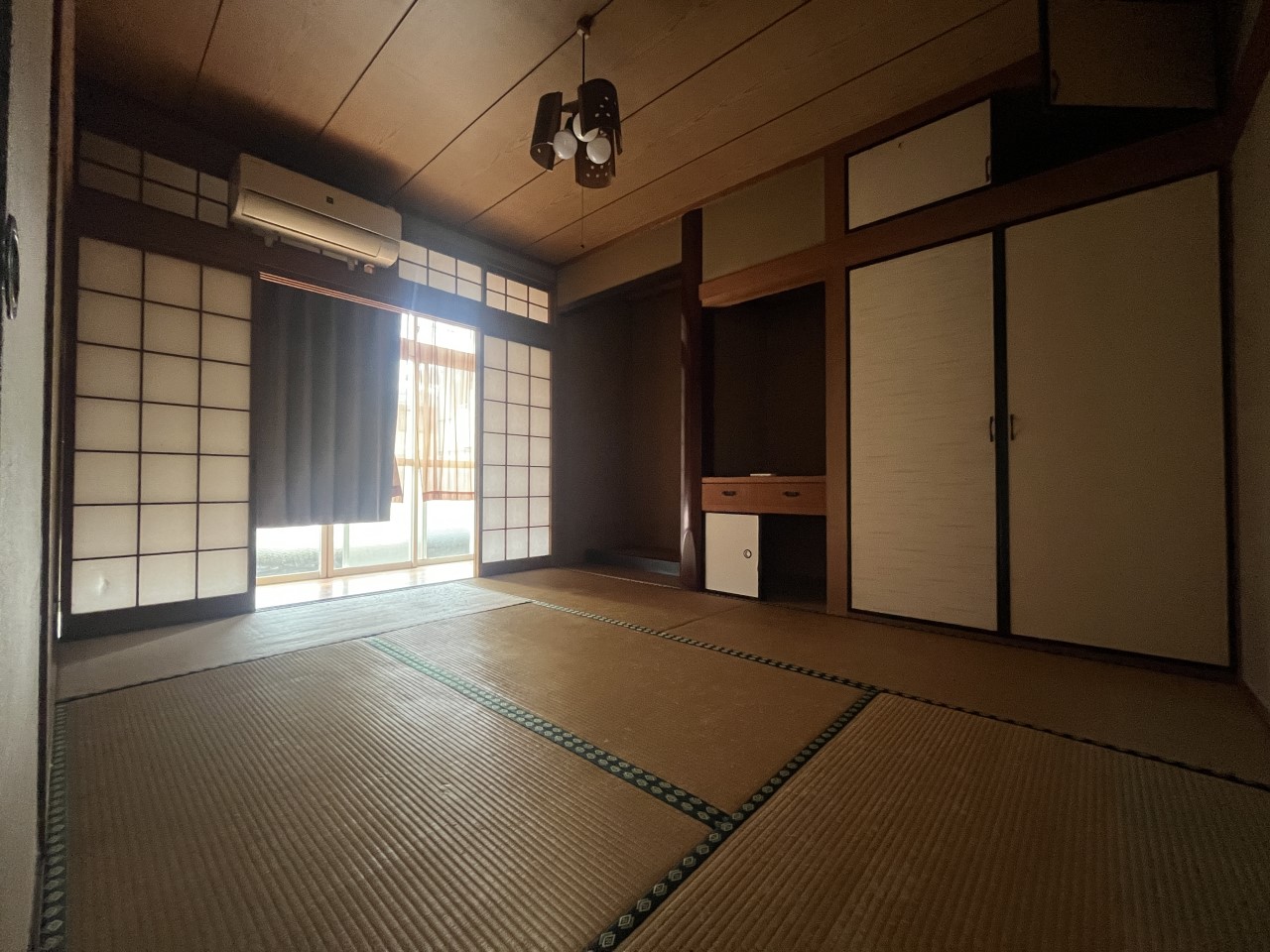 【和室】※現況販売となります（2026年5月撮影）6帖の和室♪続き間になっているので開放感があります♪
