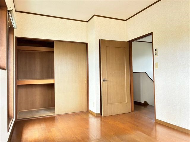 【2F洋室5.5帖】※現況販売となります（2026.6月撮影）