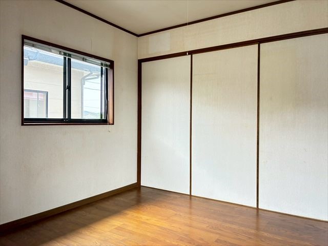 【2F洋室5.5帖】※現況販売となります（2026.6月撮影）