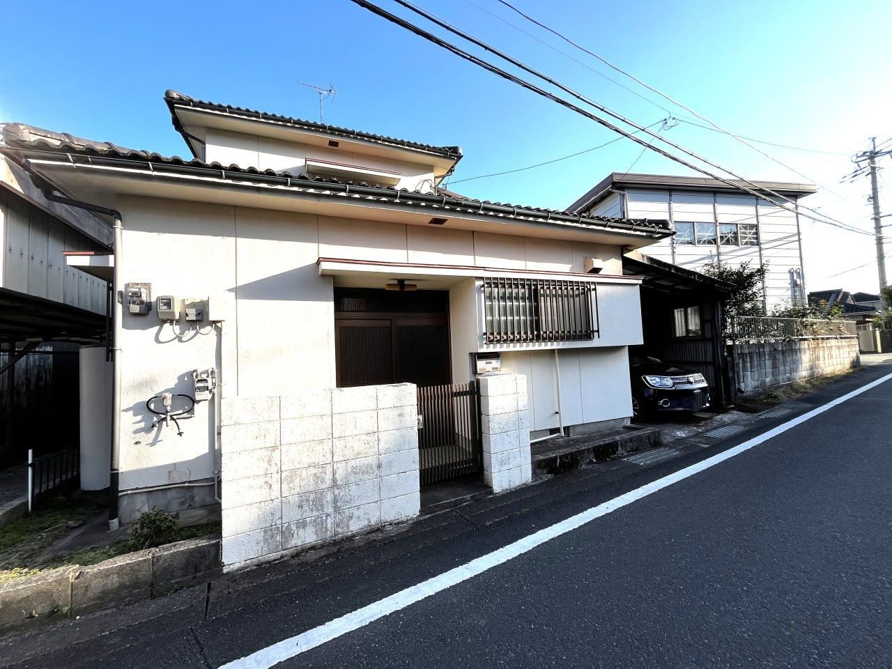 【外観】※リフォーム前の写真です。（２０２６年１月撮影）