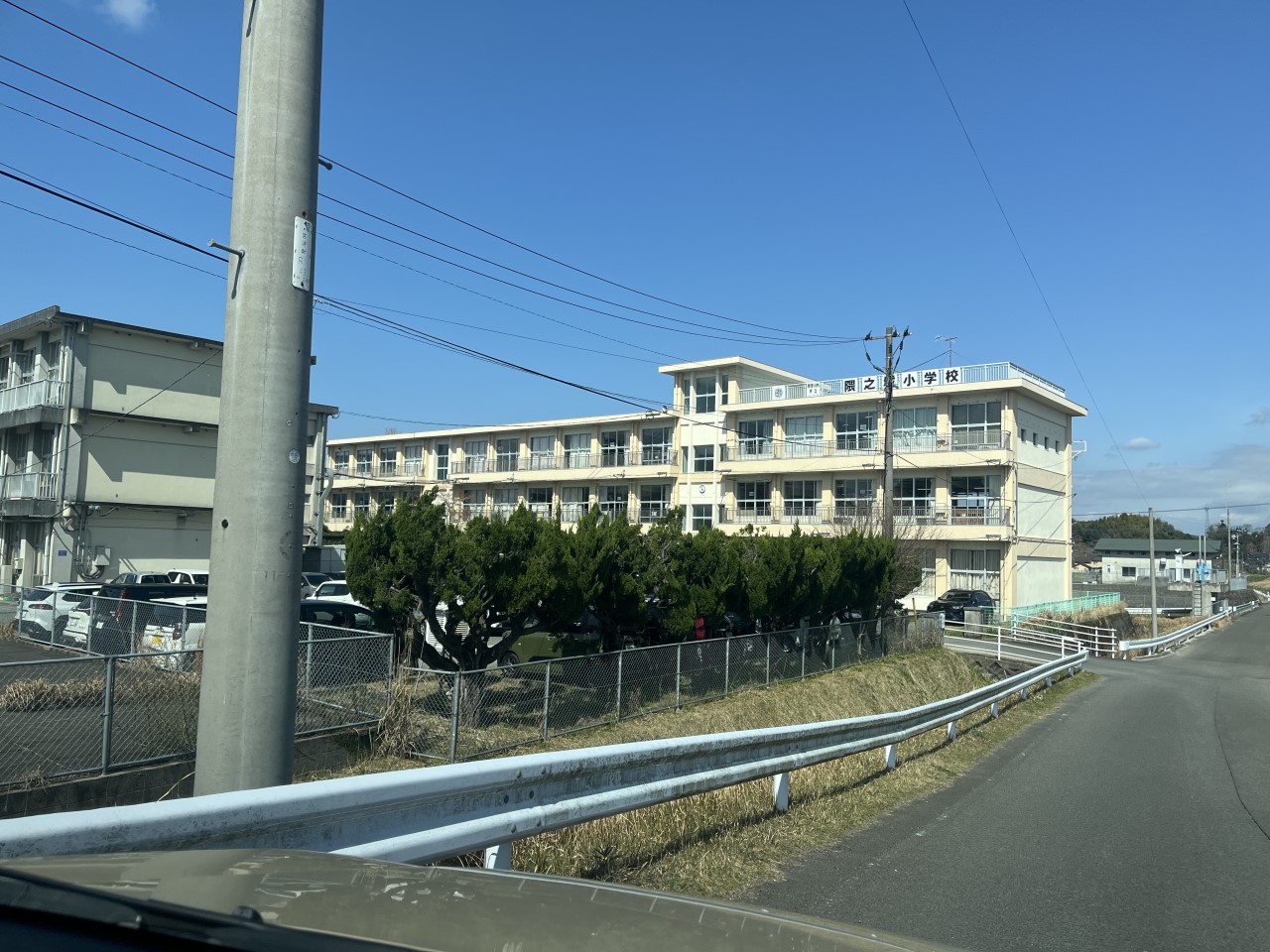 隈之城小学校(1300m)-