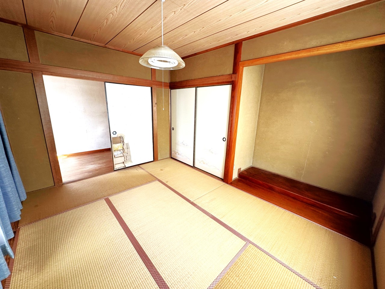 【１F和室】※現況販売になります。（2026.1月撮影）6.6帖の和室♪玄関からすぐ入れるので客間としても便利です♪