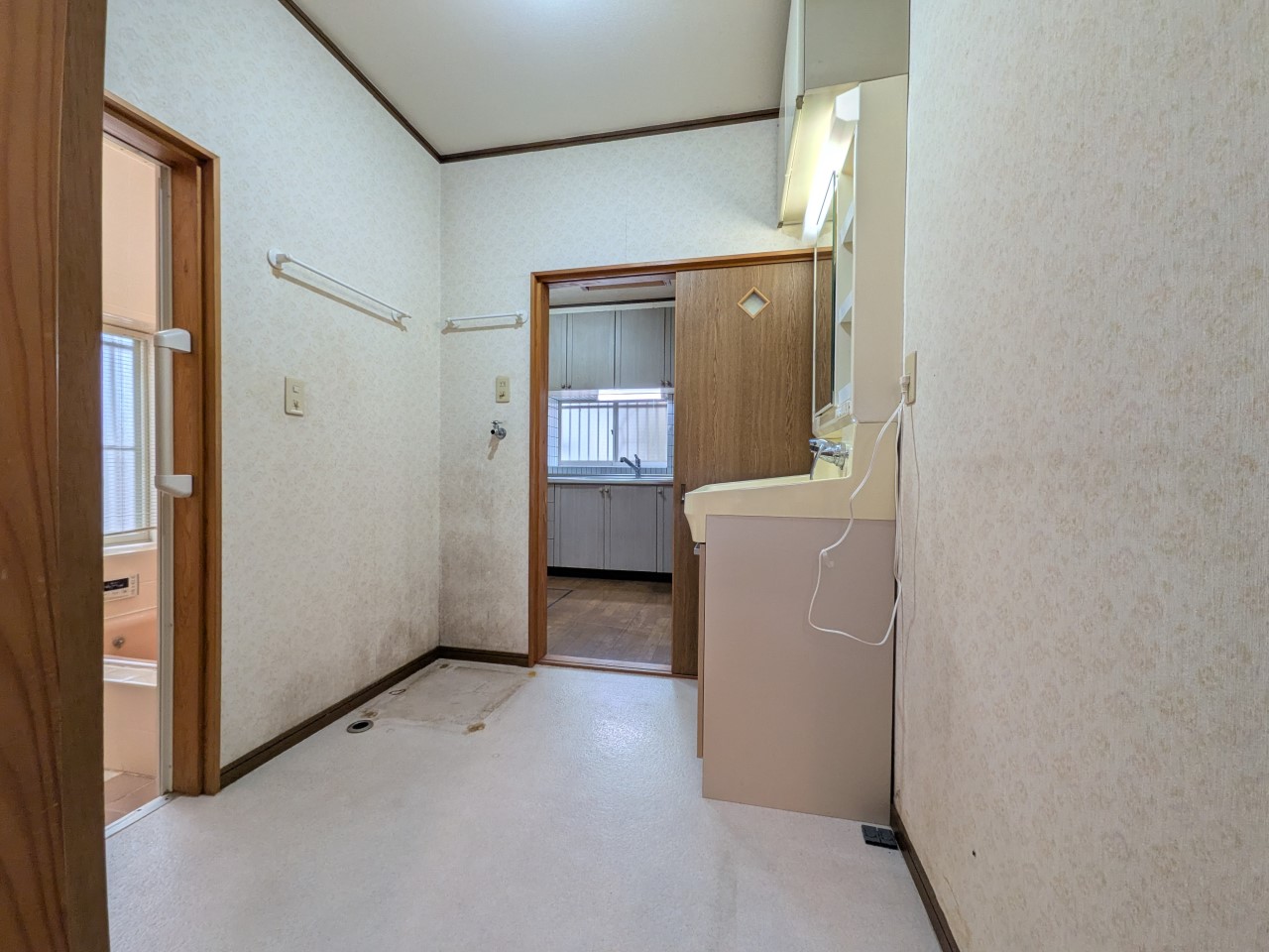 【洗面脱衣所】使いやすいゆとりのある洗面脱衣所（2026年2月撮影）