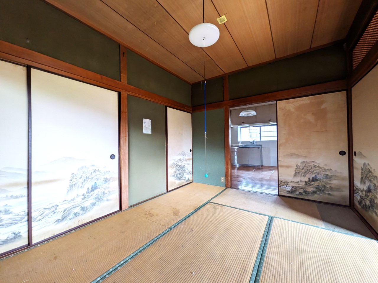 【1F西側和室】和室でしか感じることのできない趣のある空間です（2026年3月撮影）