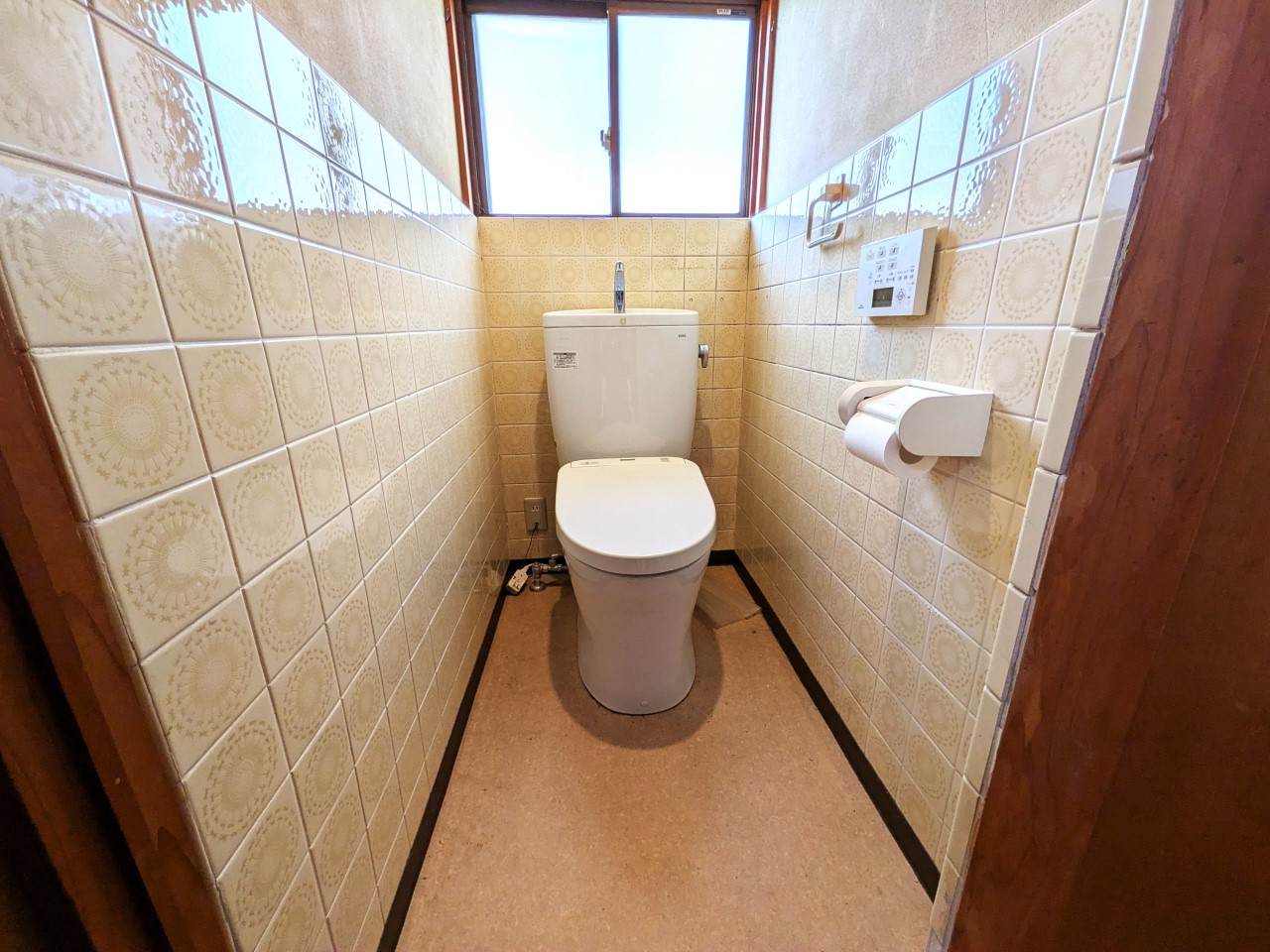 【トイレ】窓がついているので換気もらくらく♪（2026年3月撮影）