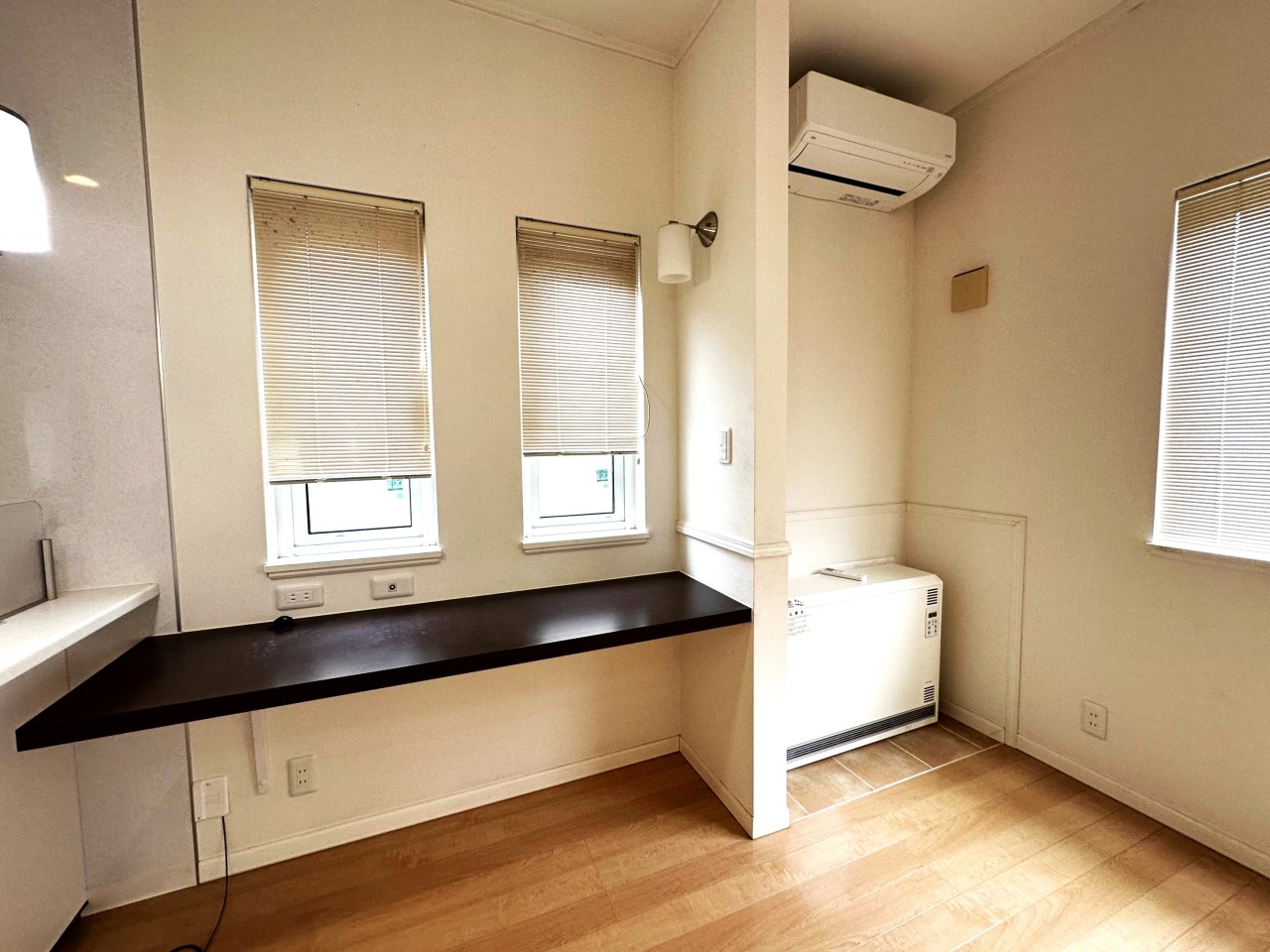 【リビング】スタディーカウンターつき♪（2026年4月撮影）