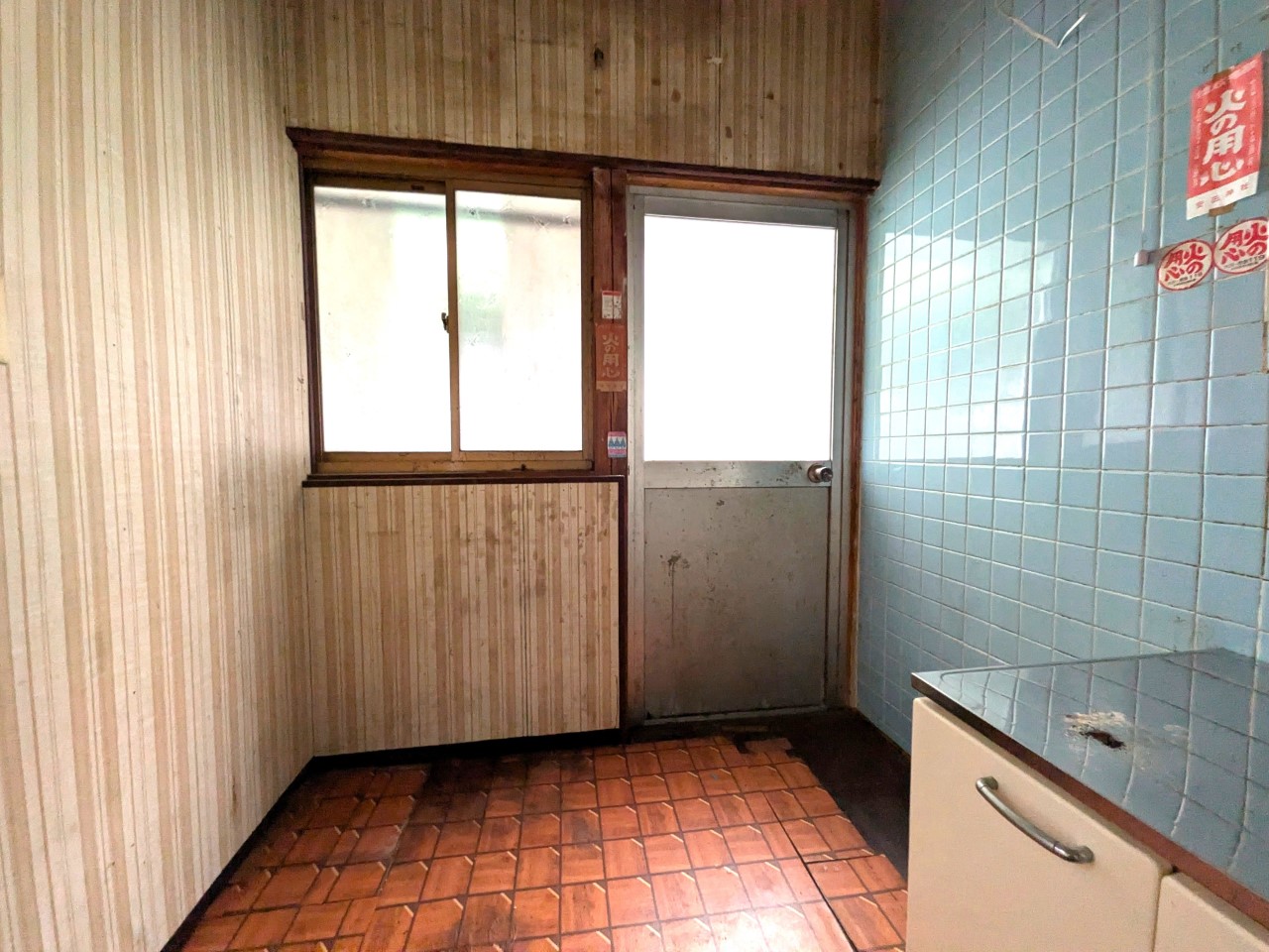 【キッチン】使い勝手の良いキッチンには勝手口がついています（2026年4月撮影）