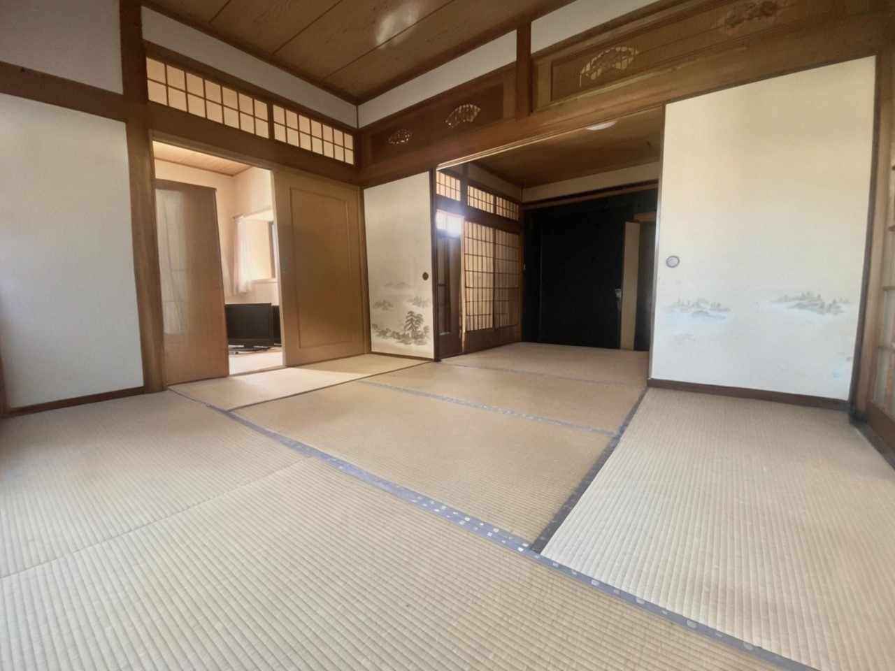 【和室】和室でしか感じることのできない趣のある空間です（2026年6月撮影）※AIで残置物を削除しています