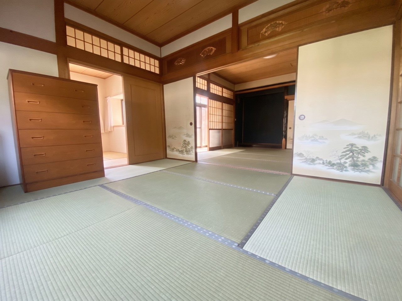 【和室】襖を外せばお部屋を広く使えます♪（2026年6月撮影）