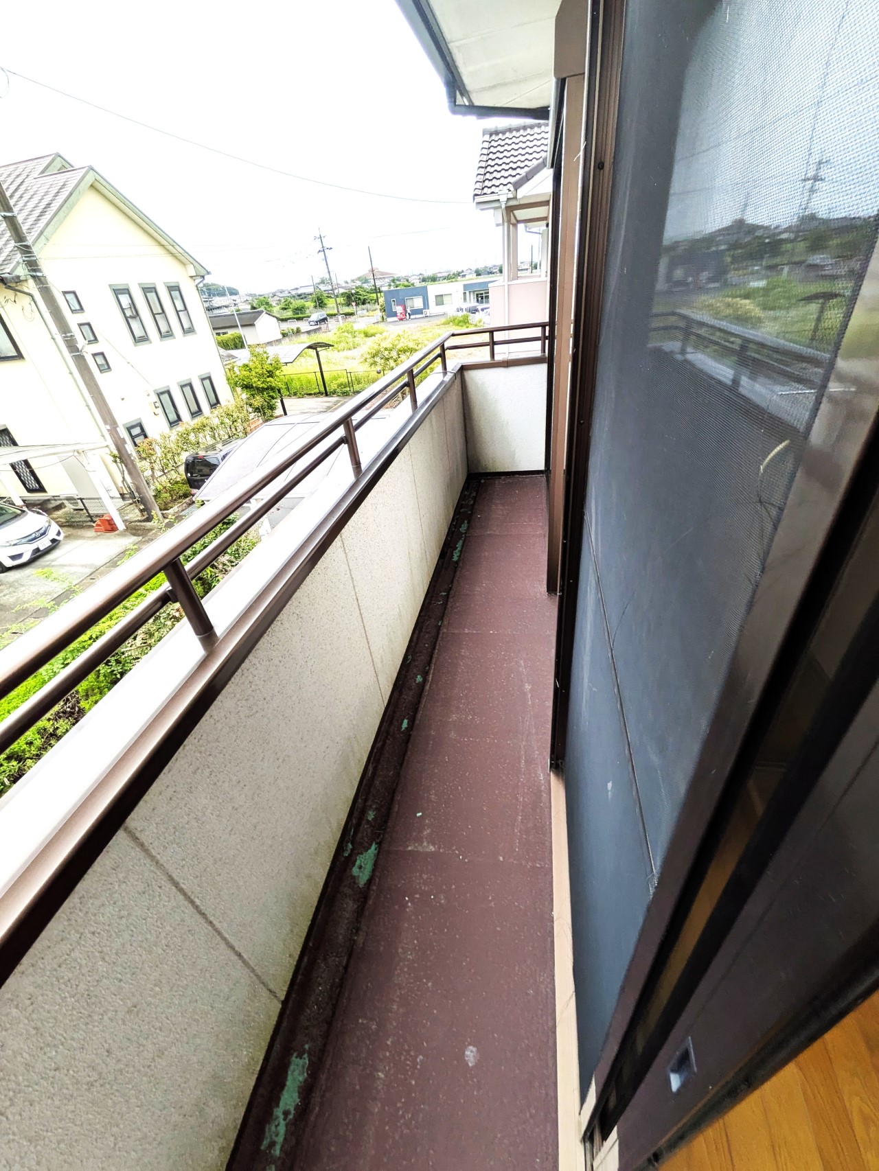 【ベランダ】南向きのベランダです（2026年6月撮影）