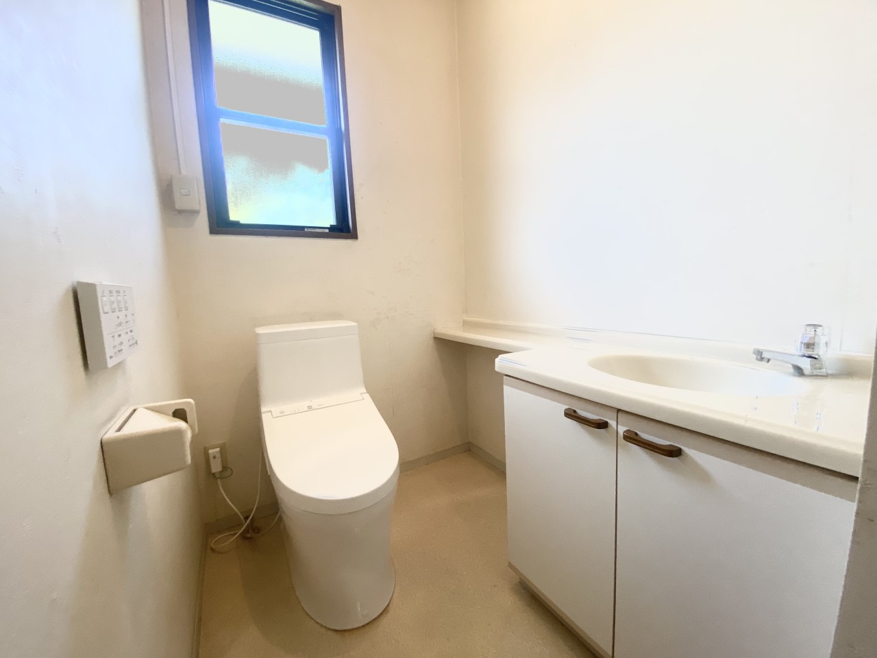 【トイレ】広々としたトイレです♪（2026年6月撮影）