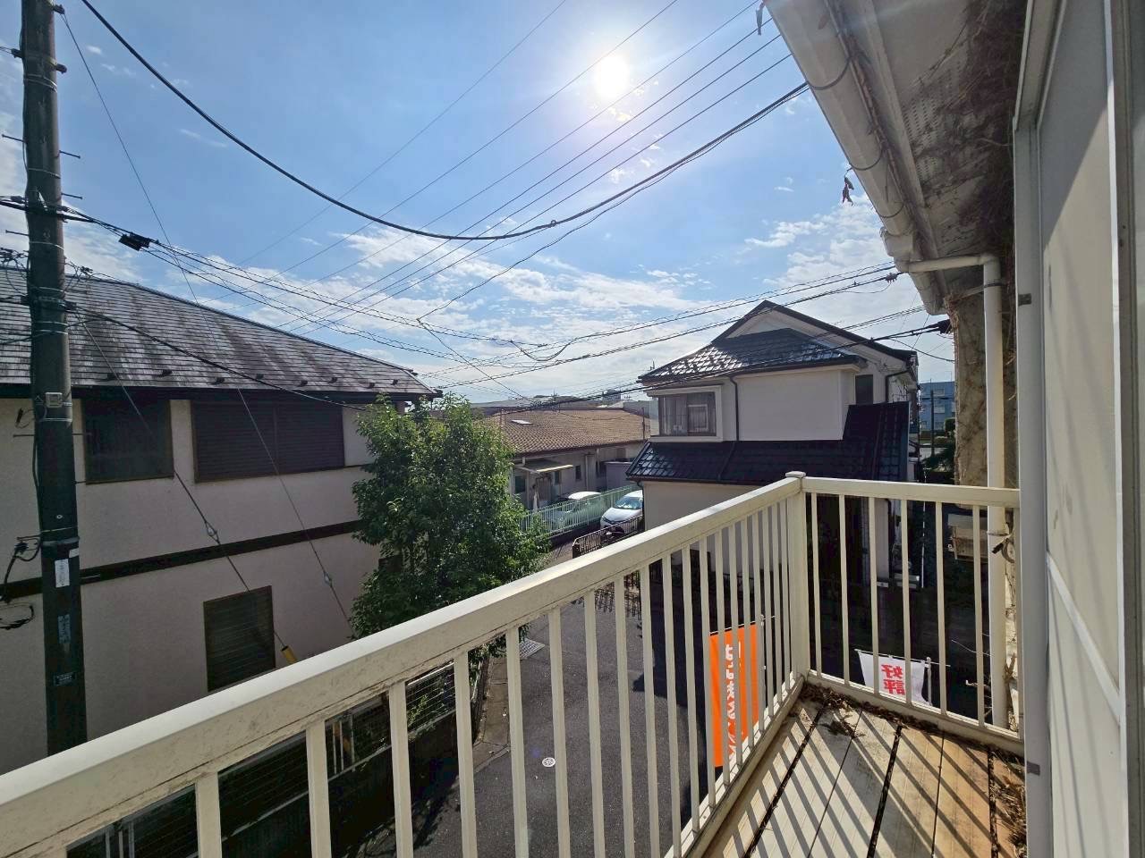 洗濯物がたくさん干せ、日当たりも良いバルコニーです♪