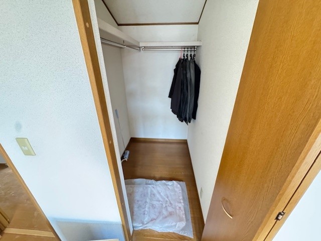 ◆収納｜ご夫婦のお洋服など様々なものがしまえて便利なウォークインクローゼットです！