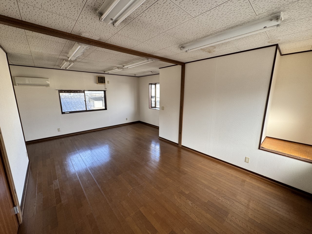 ２階洋室（17.8帖）｜寝室や、お子様の成長やライフスタイルに合わせて間仕切り可能なフレキシブル空間