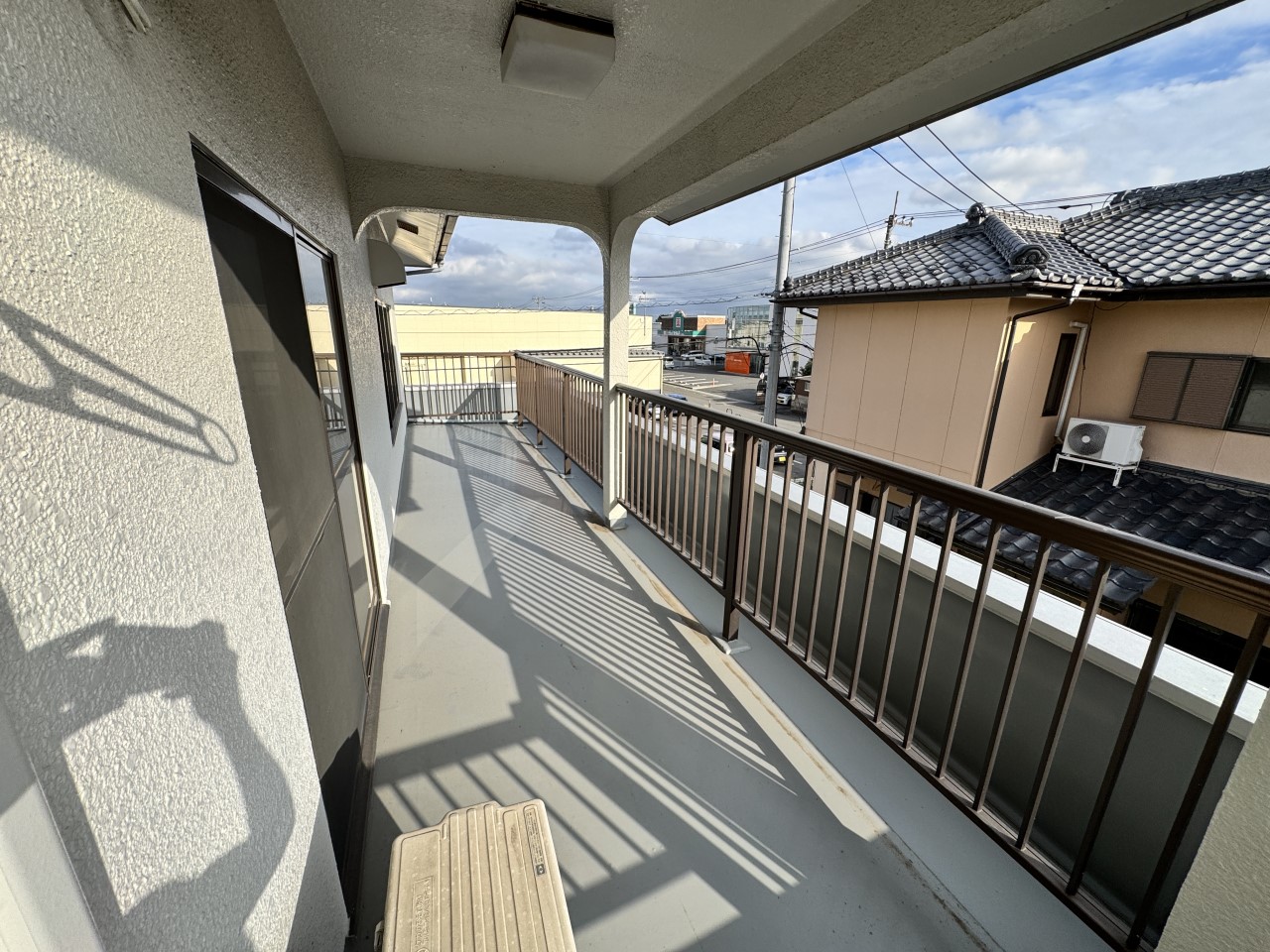 洗濯物がたくさん干せ、日当たりも良いバルコニーです♪