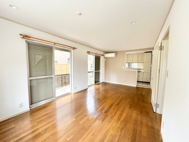 【リビング】開放感あふれる11.3帖の広々リビング※2026年2月撮影