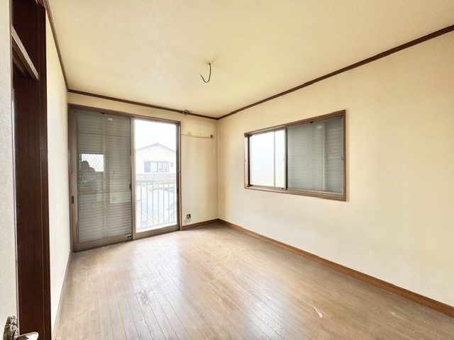 -リフォーム中-◆2階洋室｜収納付きでお部屋がスッキリ片付きます！