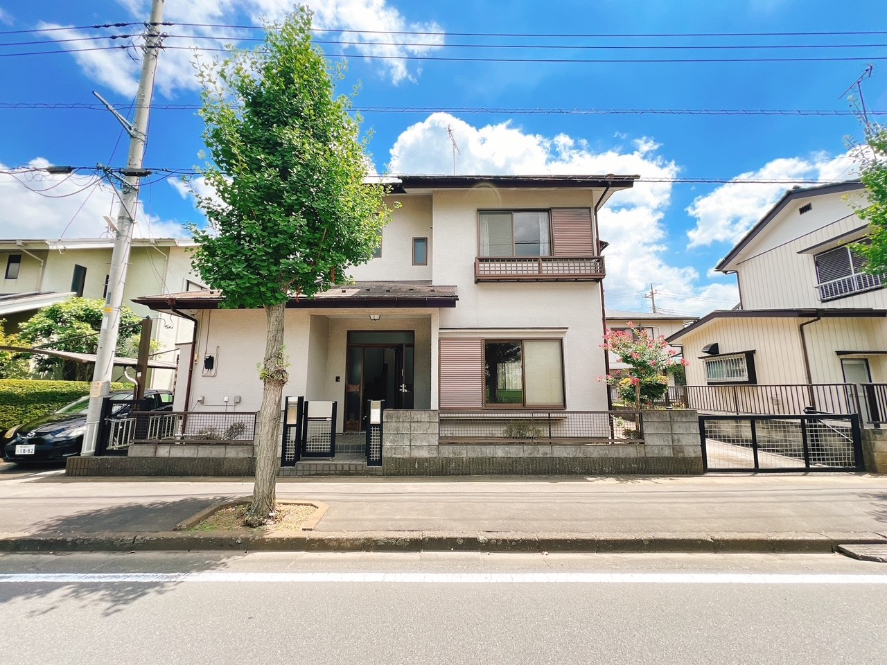 ◆外観｜日当たりのいい立地で時間帯によって違う雰囲気になります！