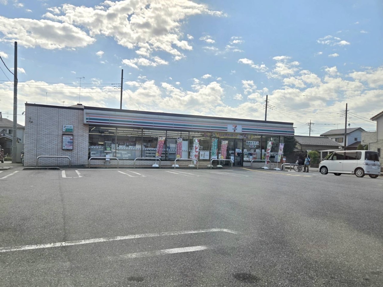 セブンイレブン加須不動岡3丁目店(130m)-