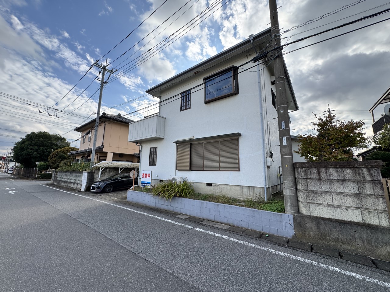 全面道路が広いので、駐車がしやすい！