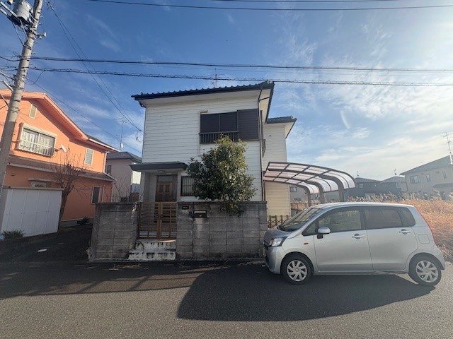 小・中学校徒歩5分圏内で近く安心エリア♪