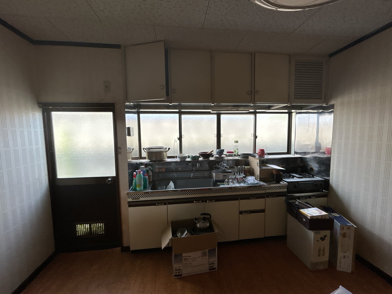 ※リフォーム前写真（小物・照明器具等撤去します）※