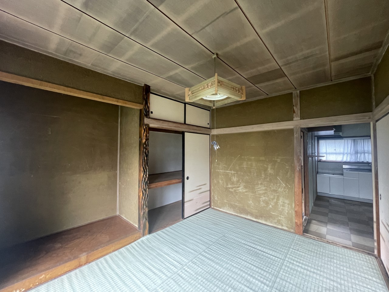 キッチンから部屋へのアクセスもスムーズ