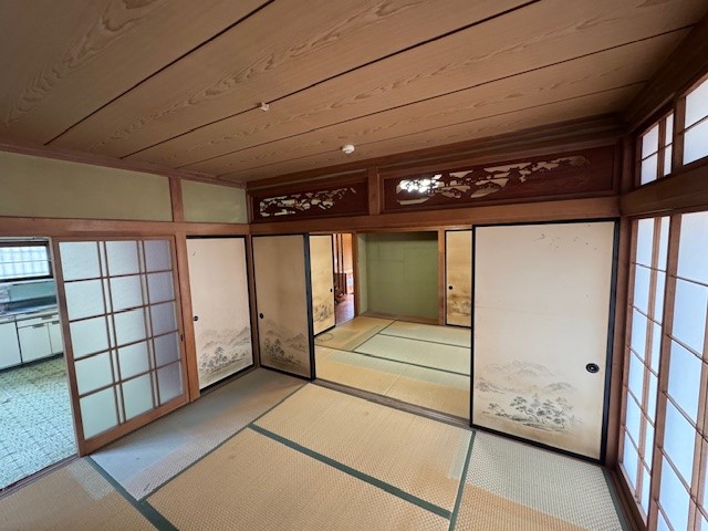 1階西側和室｜大人数でも広々使える空間！