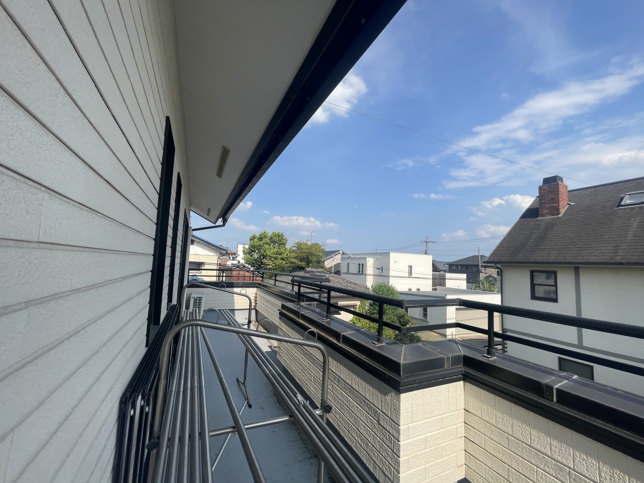 広々としたバルコニーが住まいに開放感をプラス！