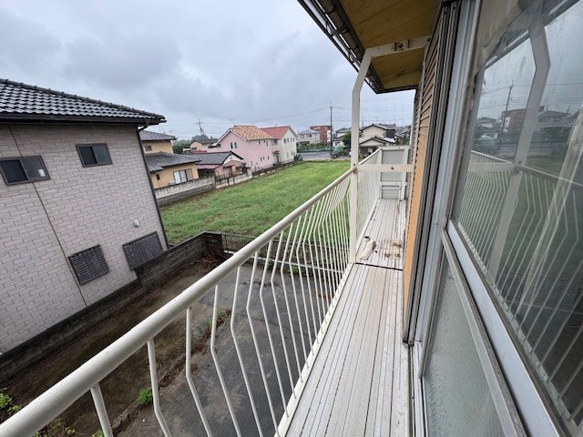 洗濯物がたくさん干せ、日当たりも良いバルコニーです♪