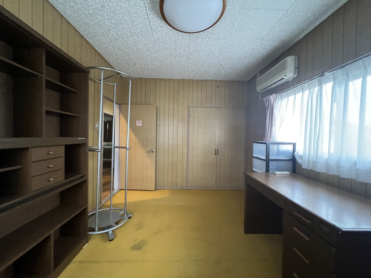 お子様の勉強スペースやパパママのワークスペースなど、マルチに使えて便利なお部屋