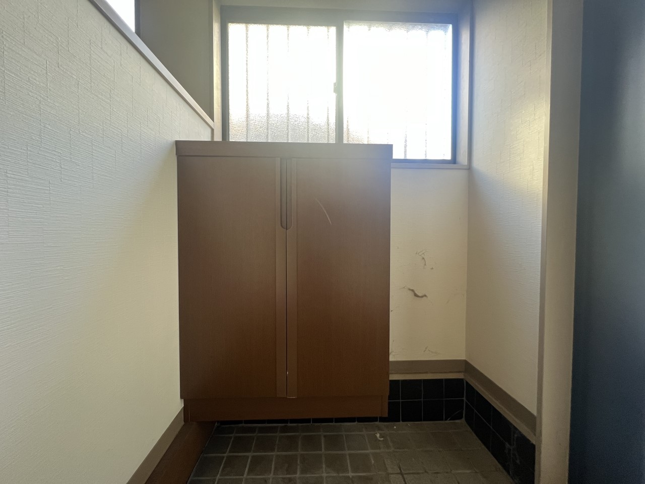 日の入る明るい玄関！