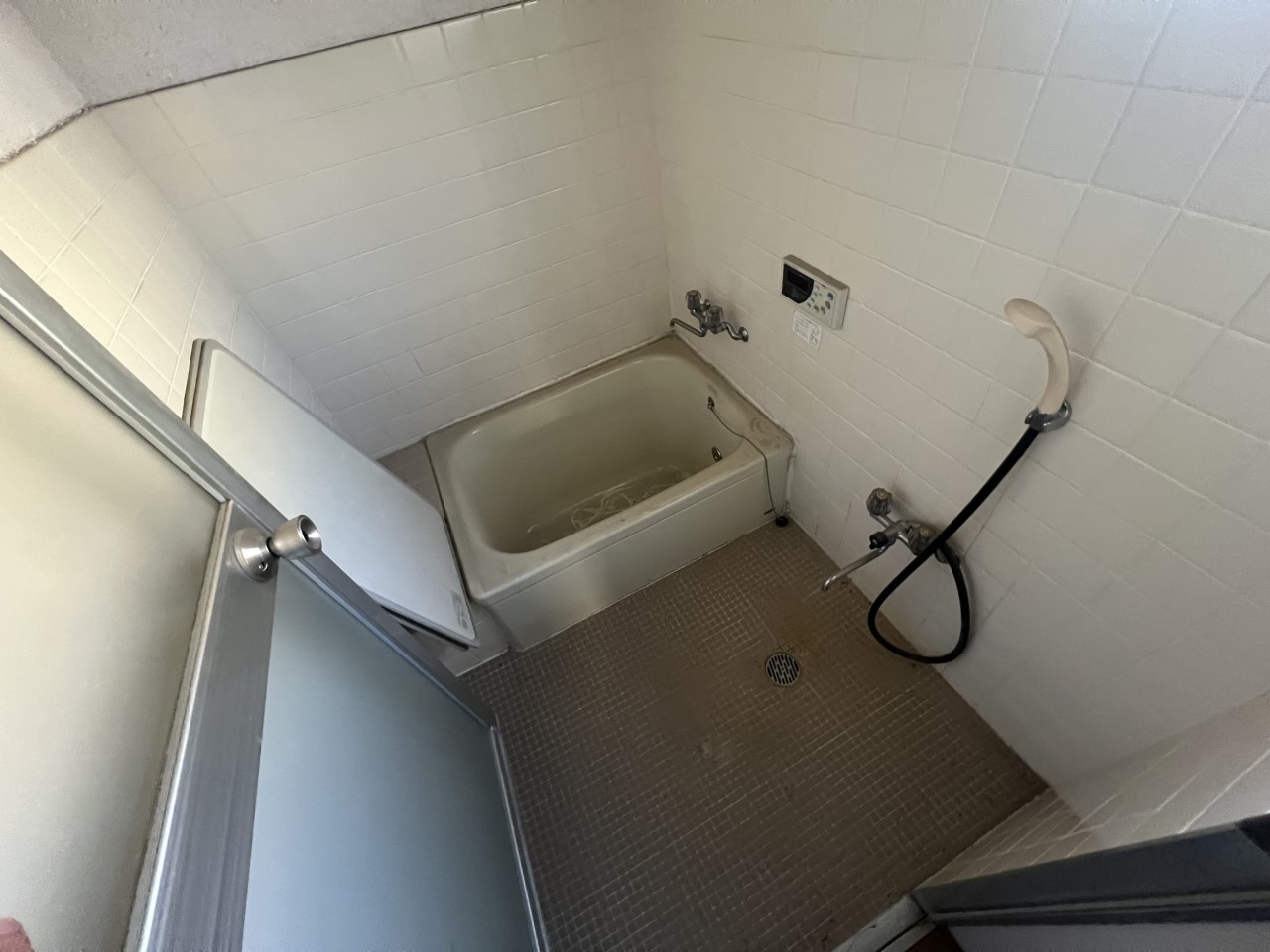 ◆浴室｜窓付きの明るい浴室