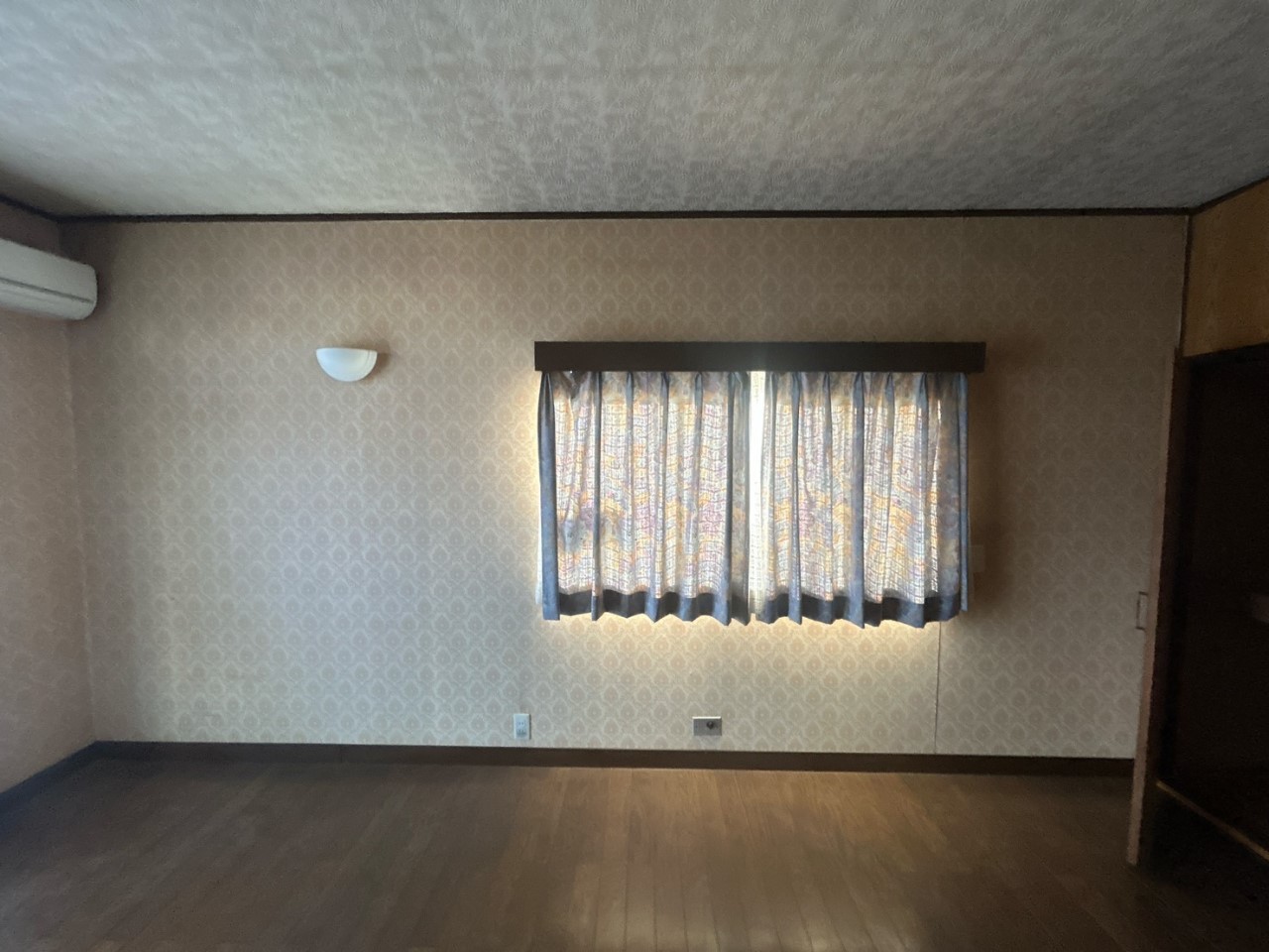 【洋室】エアコン付きでリモコン一つですぐに快適なお部屋に♪※2026年2月撮影