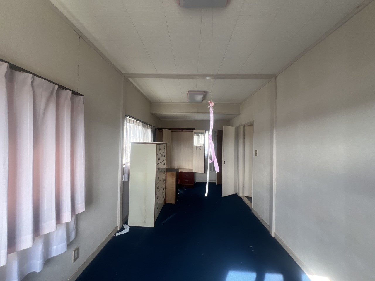 【洋間】収納付きで空間を有効活用！家具配置もスムーズに行えます♪※2026年2月撮影