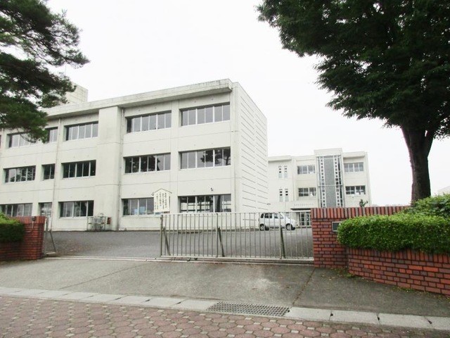 邑楽町立邑楽南中学校(550m)-（徒歩約7分）