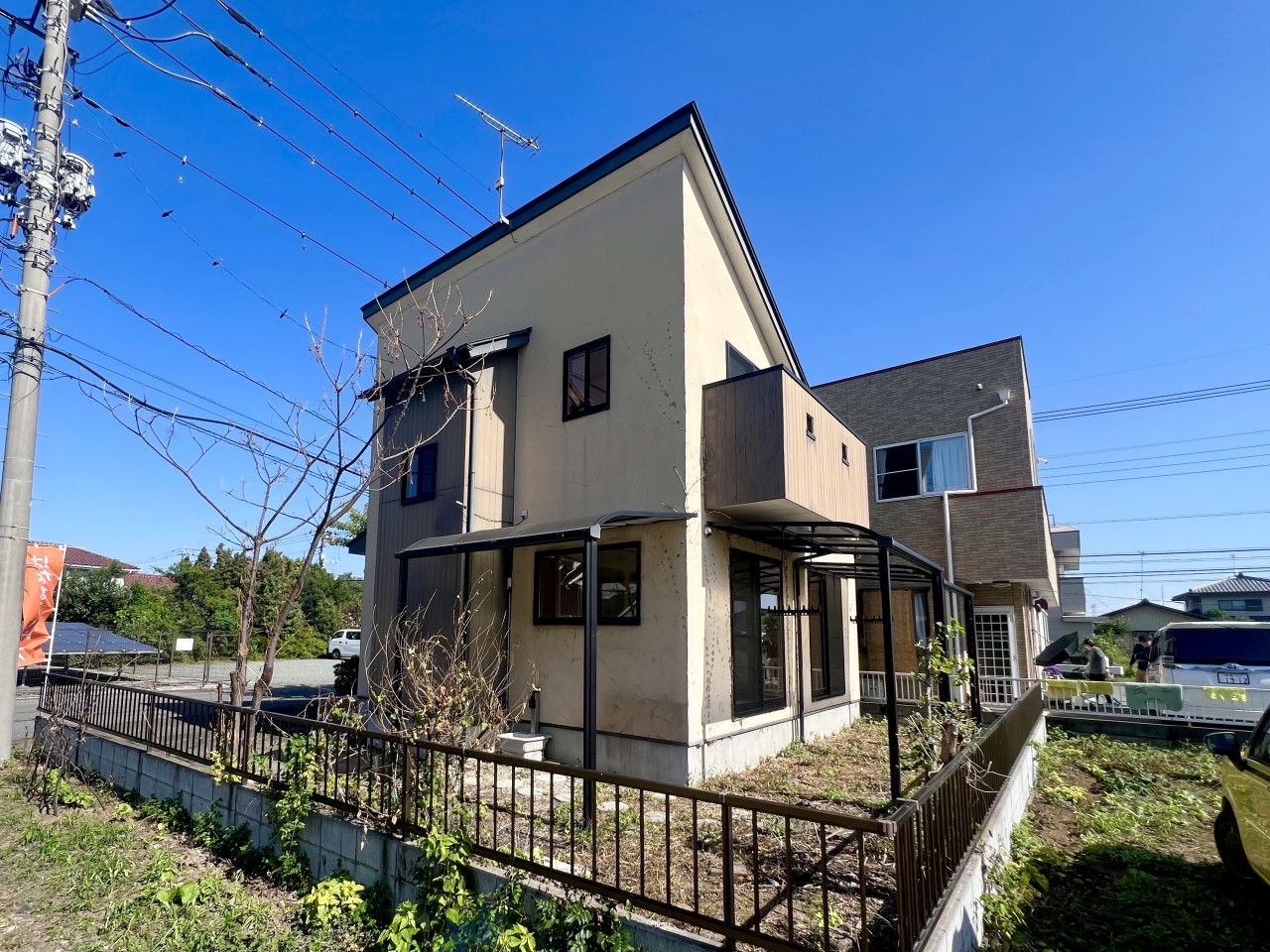 物干し付きのサンルーフあり！急な雨からお洗濯物を守ってくれます♪