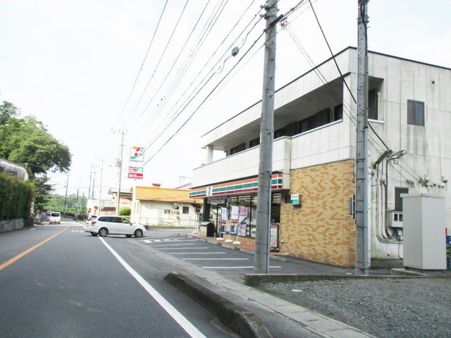 セブンイレブン桐生川内店(450m)-