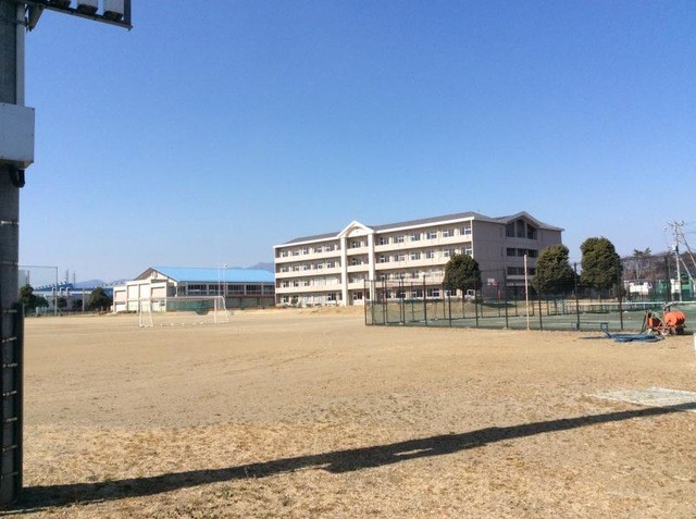 前橋市立第六中学校(594m)-