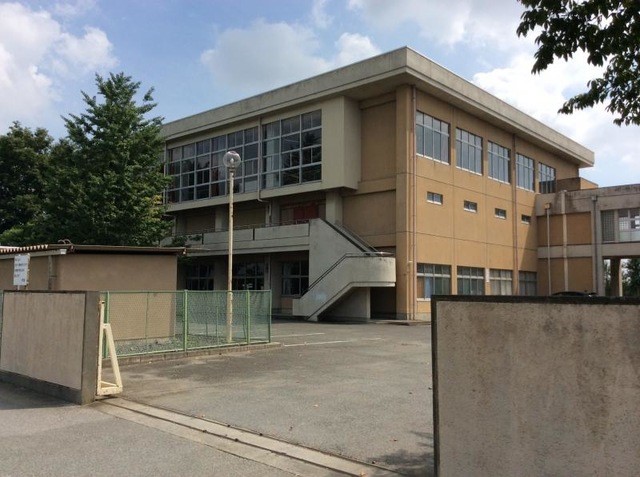 熊谷市立大幡中学校(630m)-徒歩8分
